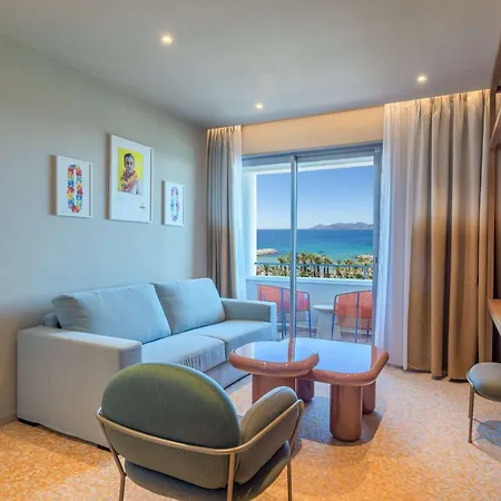 Canopy By Hilton Hotel 4*