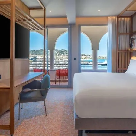 Hotel Canopy By Hilton Cannes